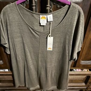 NWT “C&C California” Linen Tee
